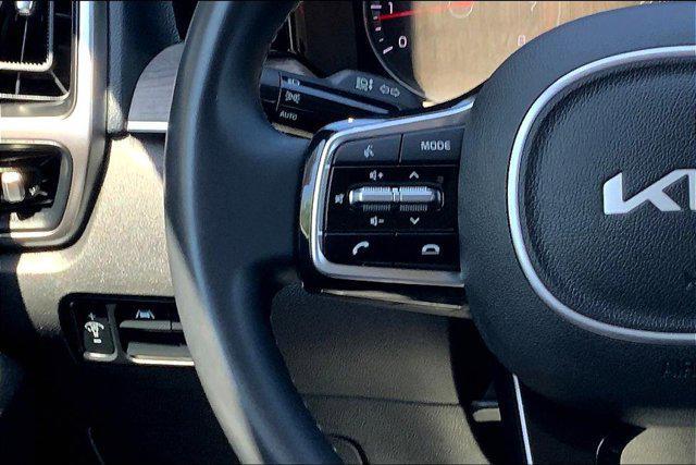 used 2022 Kia Sorento car, priced at $29,895