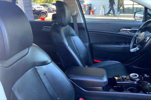 used 2023 Kia Sportage Hybrid car, priced at $31,303