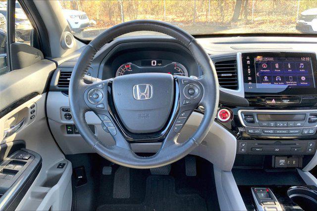 used 2017 Honda Pilot car, priced at $25,999