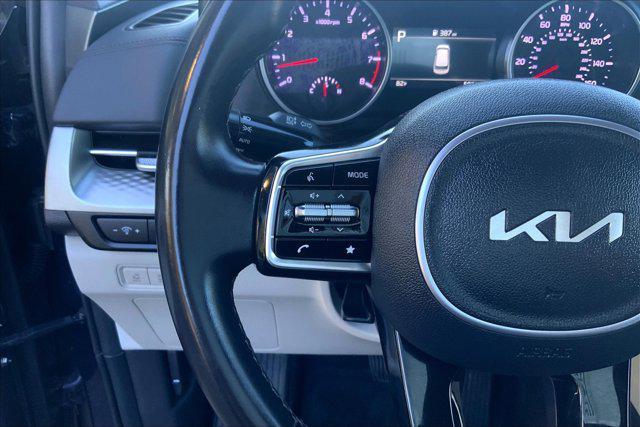 used 2024 Kia Carnival car, priced at $35,959