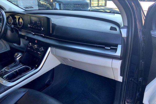 used 2024 Kia Carnival car, priced at $35,959