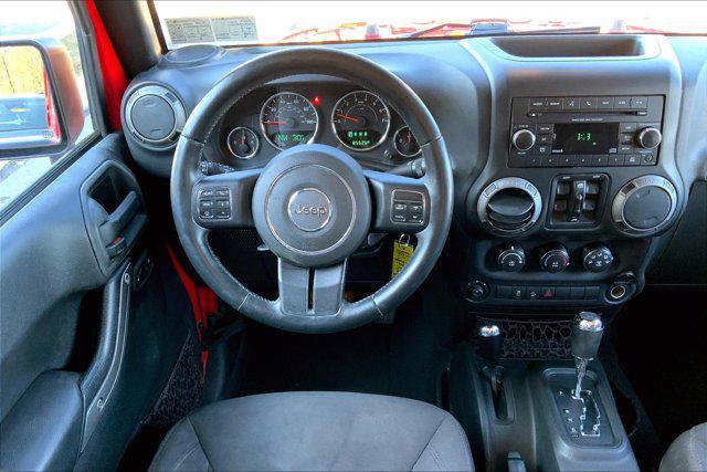 used 2015 Jeep Wrangler Unlimited car, priced at $18,490