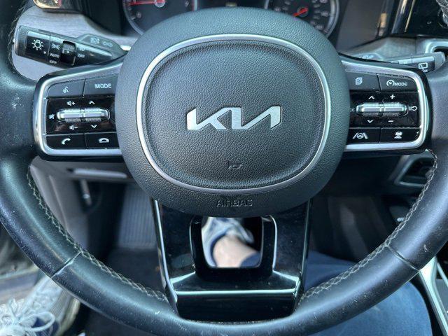 used 2022 Kia Sorento car, priced at $30,895