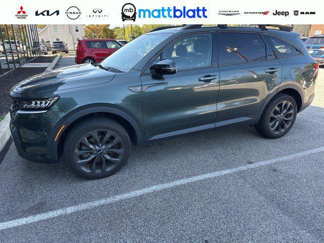 used 2022 Kia Sorento car, priced at $30,895