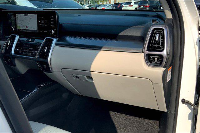 used 2023 Kia Sorento Hybrid car, priced at $30,457