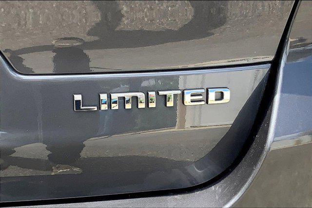 used 2021 Jeep Grand Cherokee L car, priced at $31,995