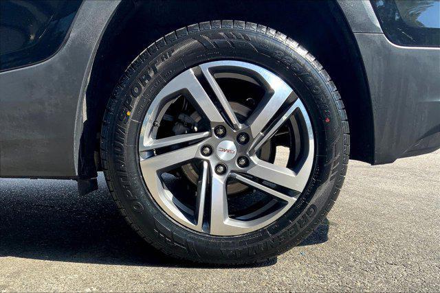 used 2019 GMC Acadia car, priced at $22,192