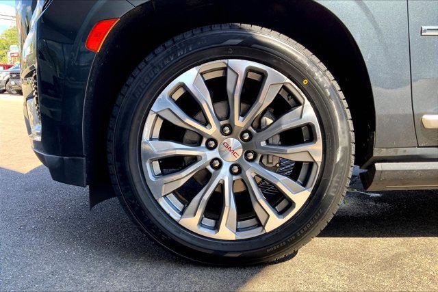 used 2021 GMC Yukon XL car, priced at $59,643