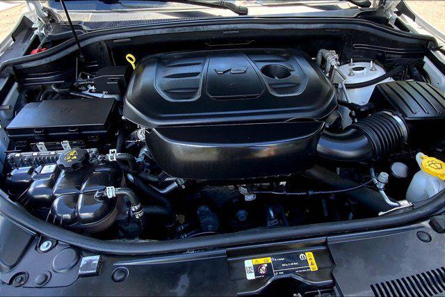 used 2022 Jeep Grand Cherokee car, priced at $29,595
