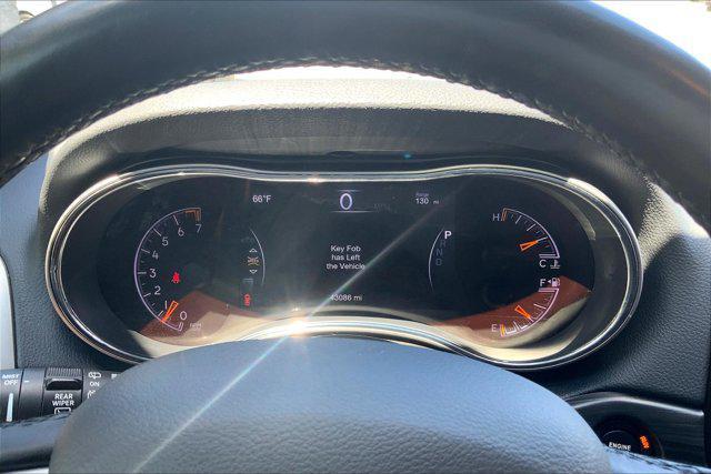 used 2022 Jeep Grand Cherokee car, priced at $29,595