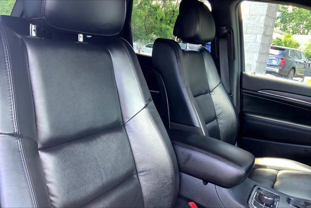 used 2022 Jeep Grand Cherokee car, priced at $29,595