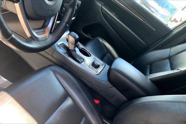 used 2022 Jeep Grand Cherokee car, priced at $29,595