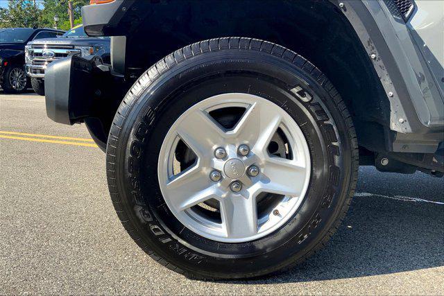 used 2022 Jeep Gladiator car, priced at $30,728