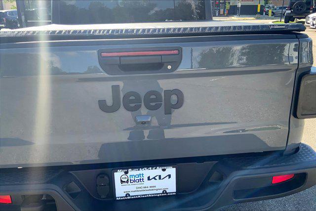 used 2022 Jeep Gladiator car, priced at $30,728