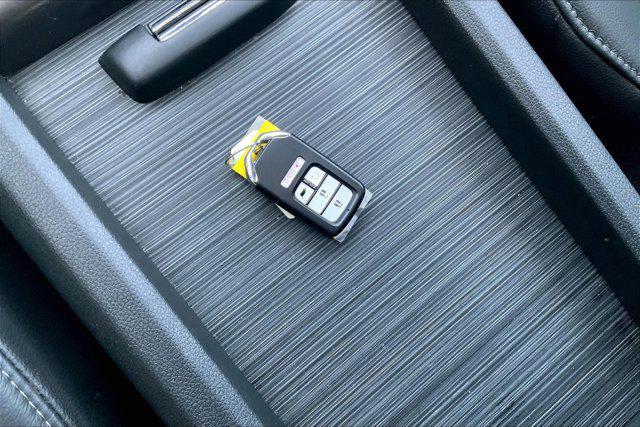 used 2022 Honda Pilot car, priced at $31,195