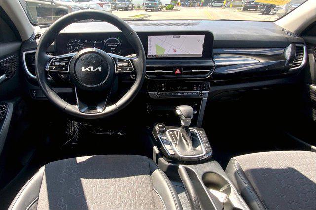 used 2024 Kia Seltos car, priced at $25,595