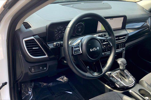 used 2024 Kia Seltos car, priced at $25,595