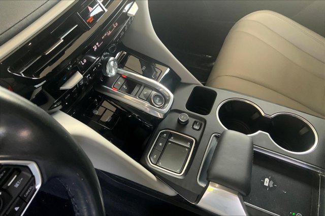 used 2023 Acura MDX car, priced at $41,997