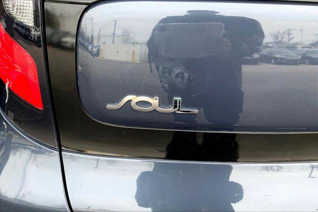 used 2016 Kia Soul car, priced at $10,927