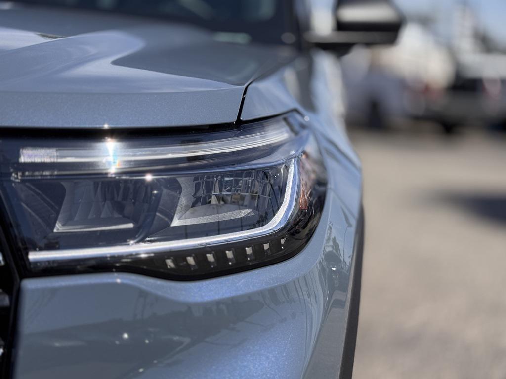 used 2025 Ford Explorer car, priced at $42,791