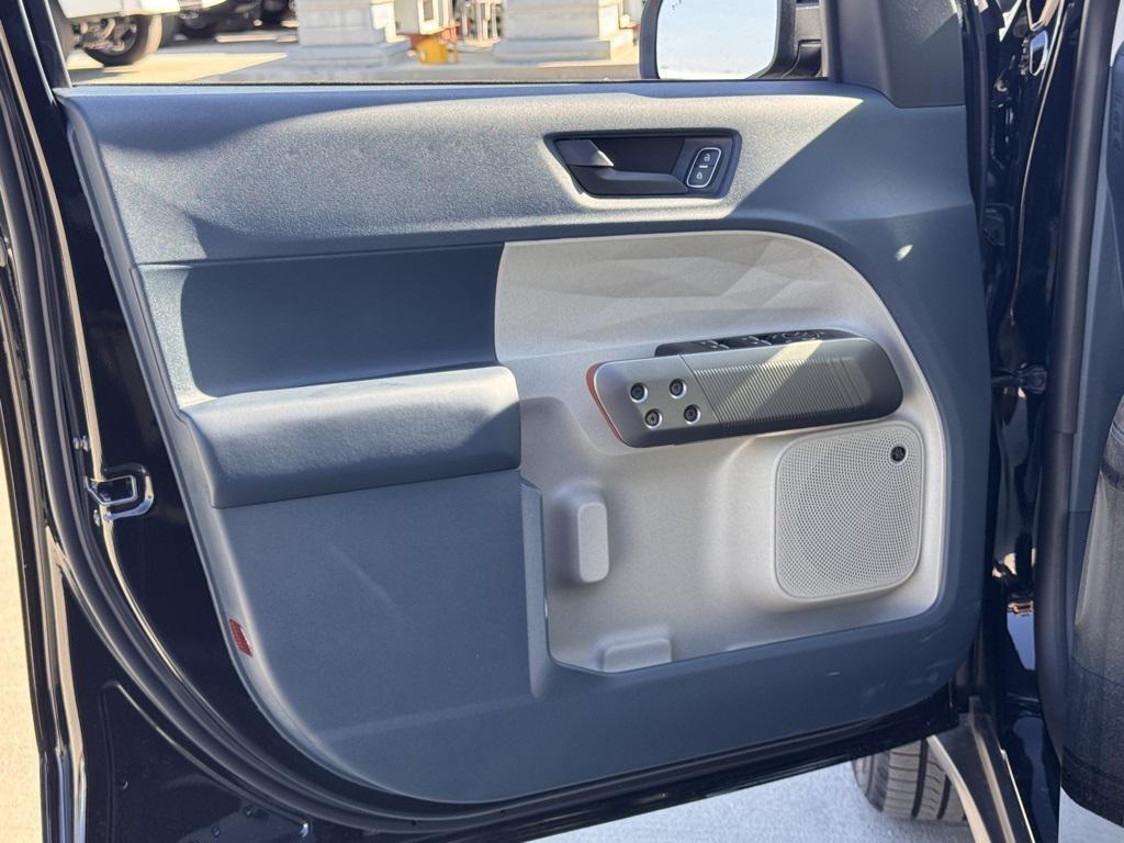 new 2025 Ford Maverick car, priced at $40,225