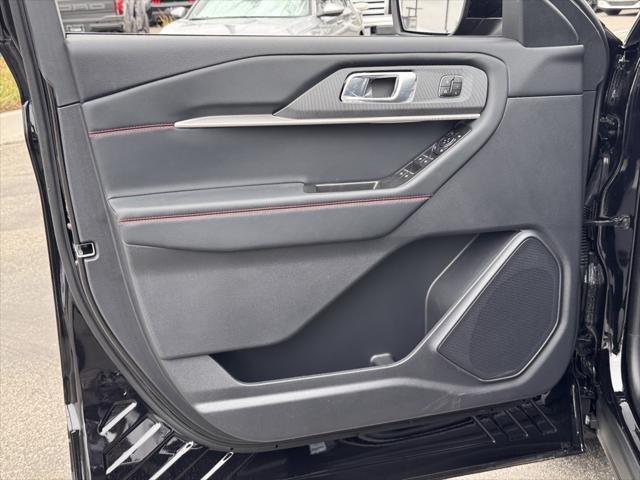 new 2025 Ford Explorer car, priced at $52,640