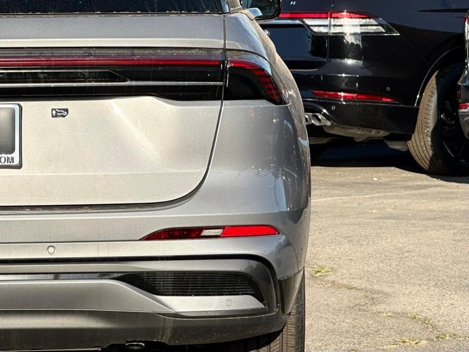 new 2024 Lincoln Nautilus car, priced at $65,120