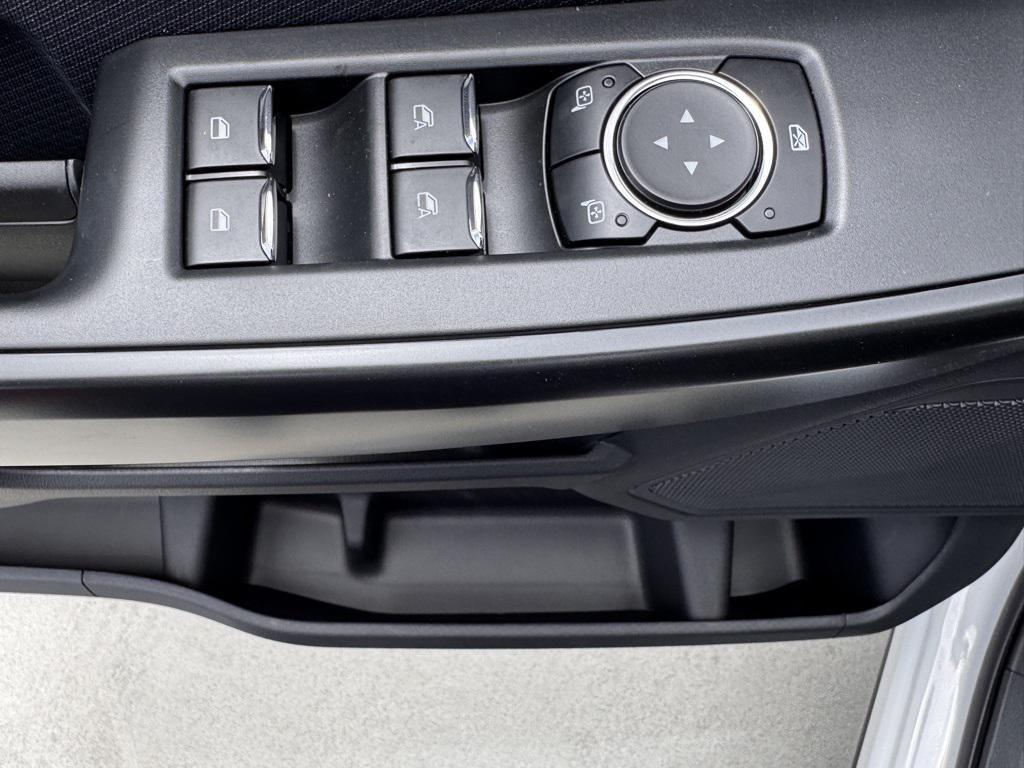 new 2025 Ford F-150 car, priced at $47,090