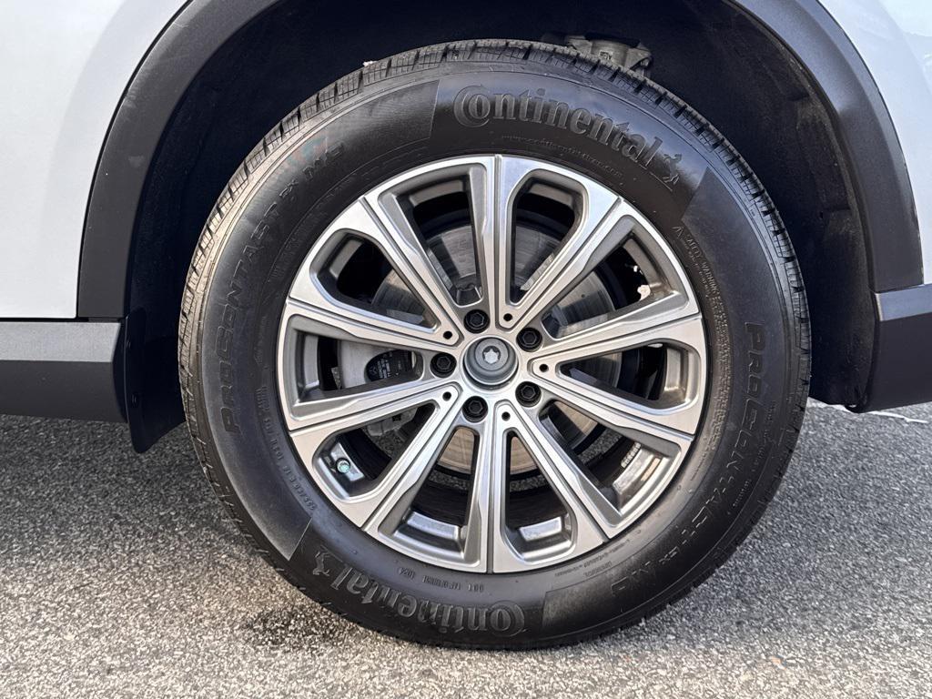 used 2024 Mercedes-Benz GLC 300 car, priced at $40,430