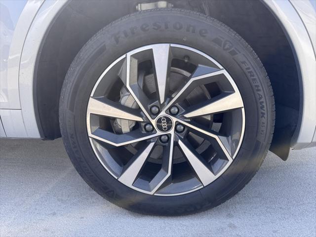 used 2022 Audi Q5 car, priced at $27,391