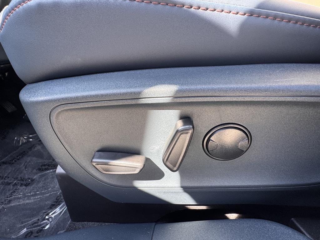 new 2025 Ford Maverick car, priced at $39,230