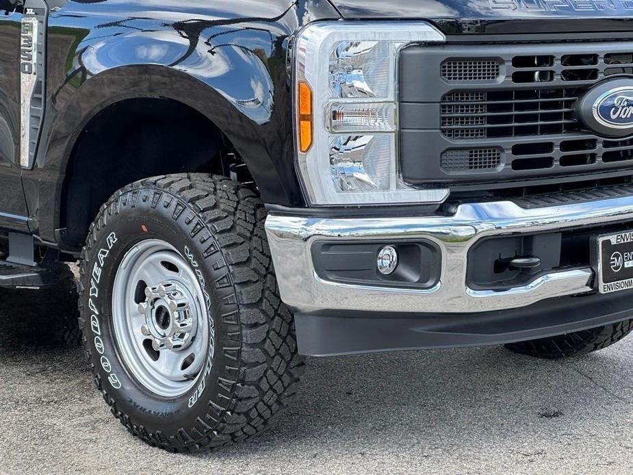 new 2024 Ford F-350 car, priced at $55,570