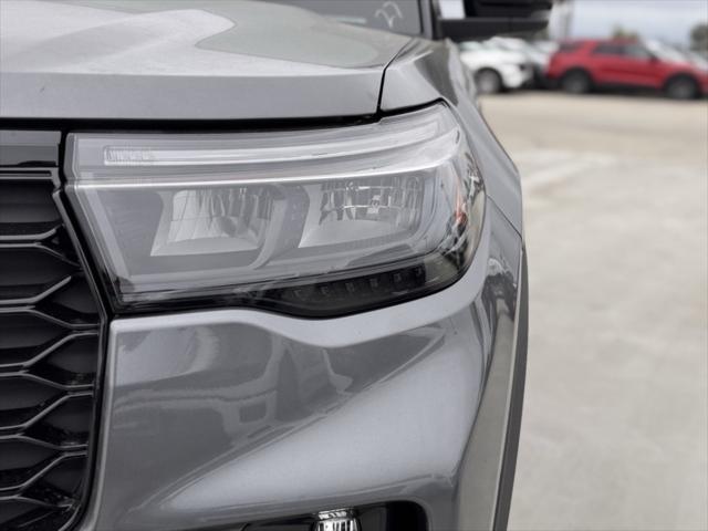 new 2025 Ford Explorer car, priced at $61,430