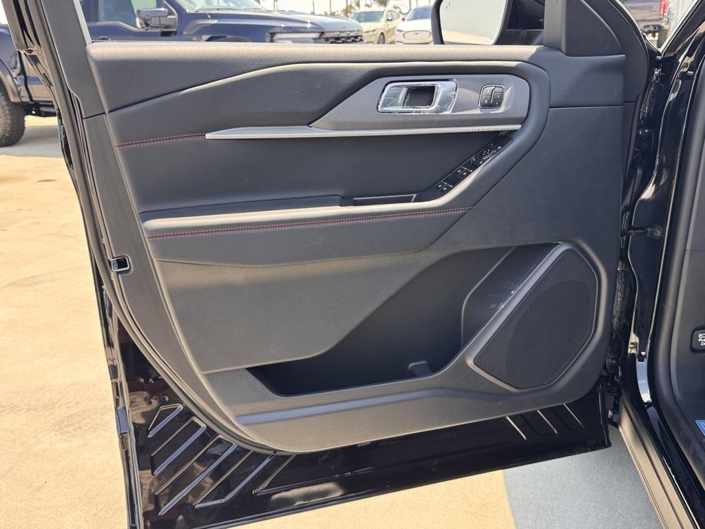 new 2025 Ford Explorer car, priced at $51,780