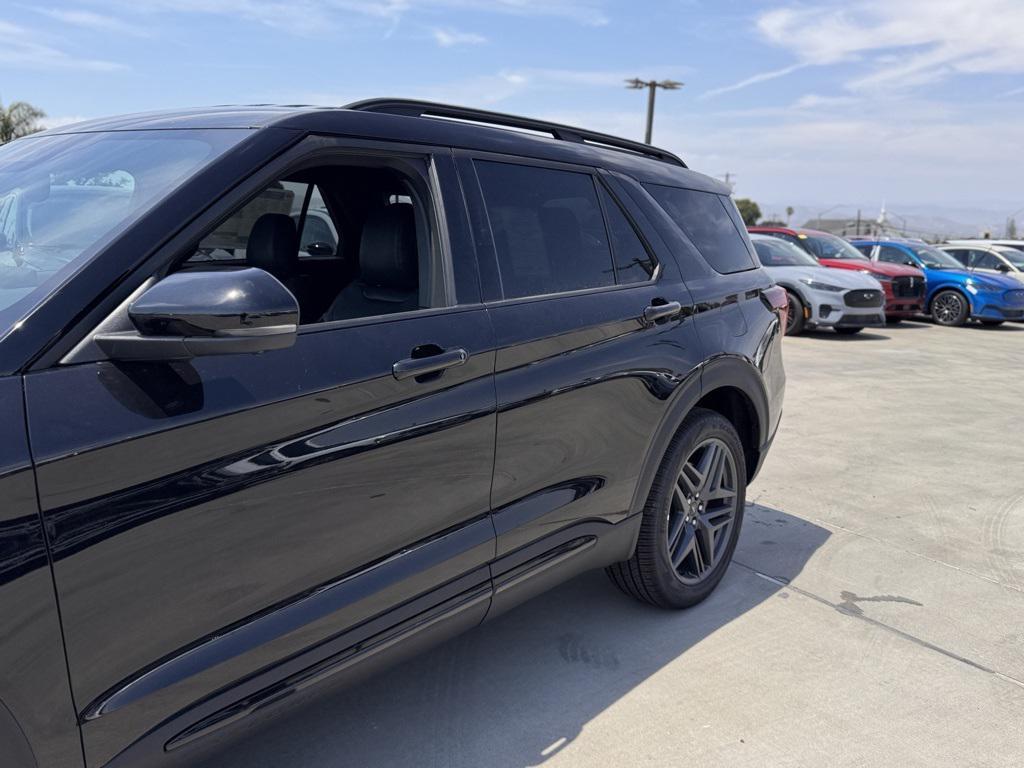 new 2025 Ford Explorer car, priced at $51,780
