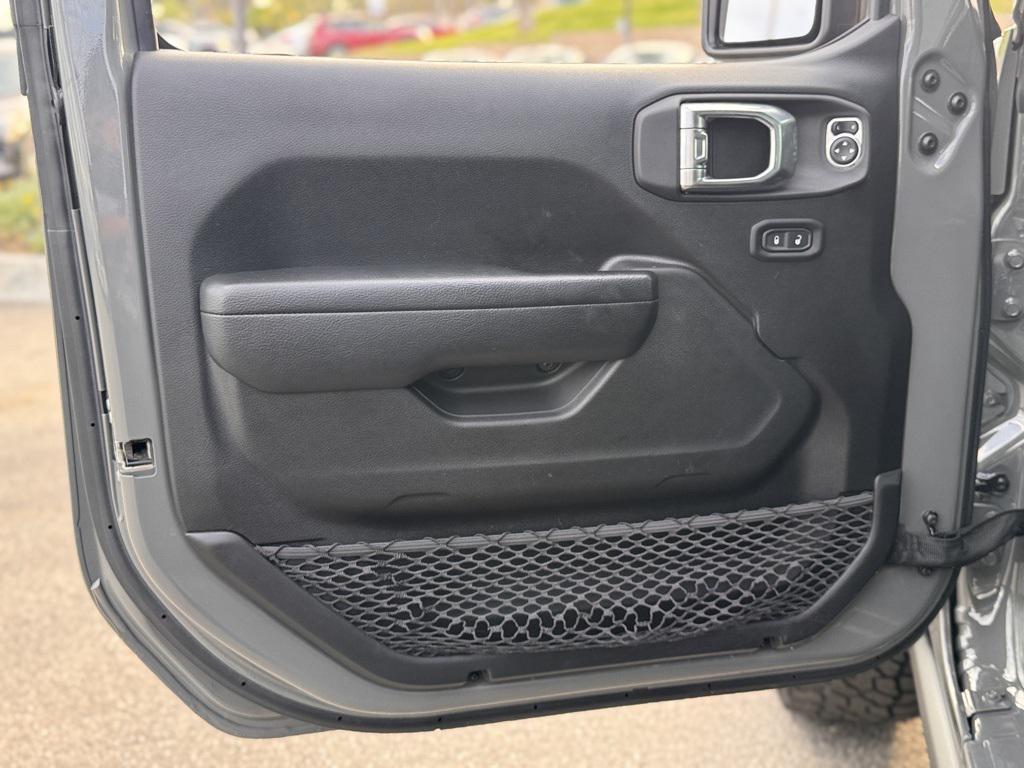 used 2023 Jeep Gladiator car, priced at $29,991