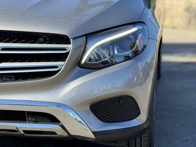 used 2019 Mercedes-Benz GLC 300 car, priced at $20,251