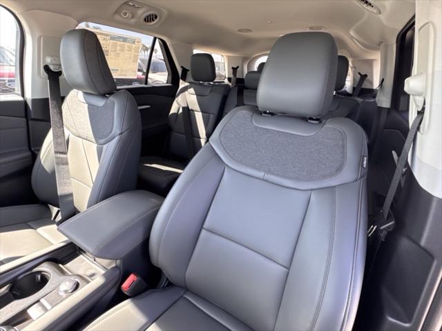 new 2025 Ford Explorer car, priced at $45,190