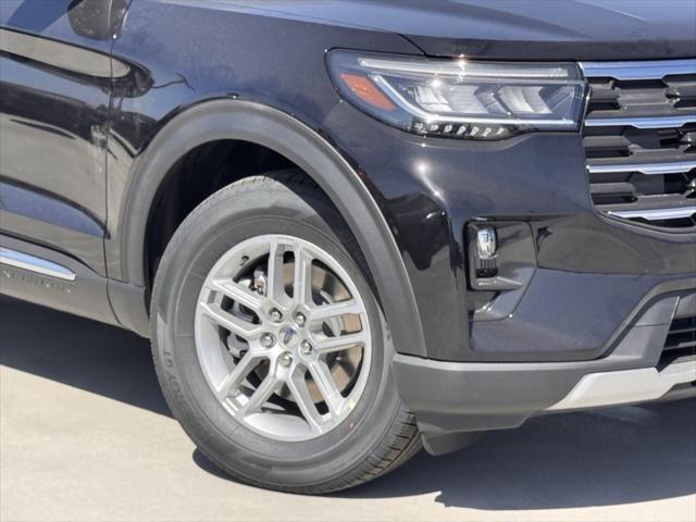 new 2025 Ford Explorer car, priced at $45,190