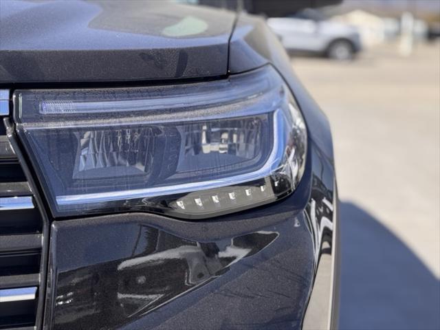 new 2025 Ford Explorer car, priced at $45,190