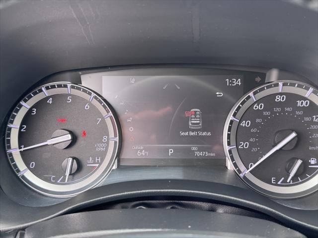 used 2022 Toyota Highlander car, priced at $34,884