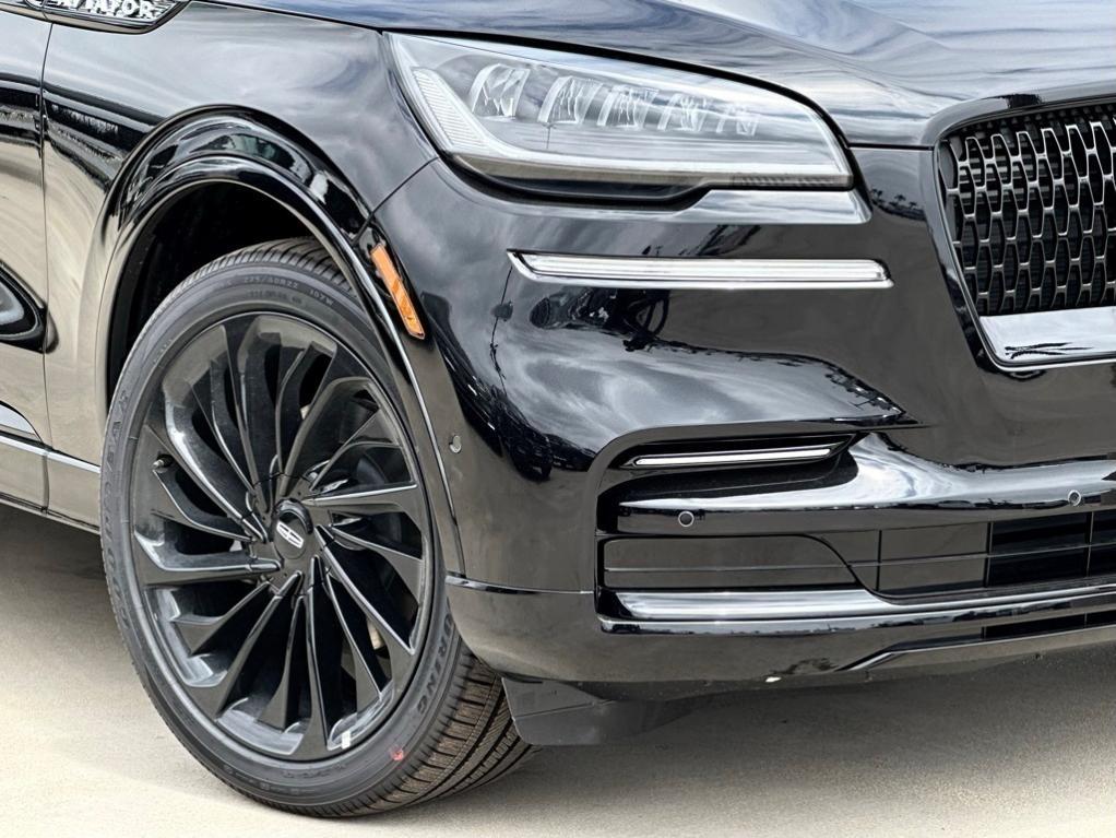 new 2024 Lincoln Aviator car, priced at $74,120