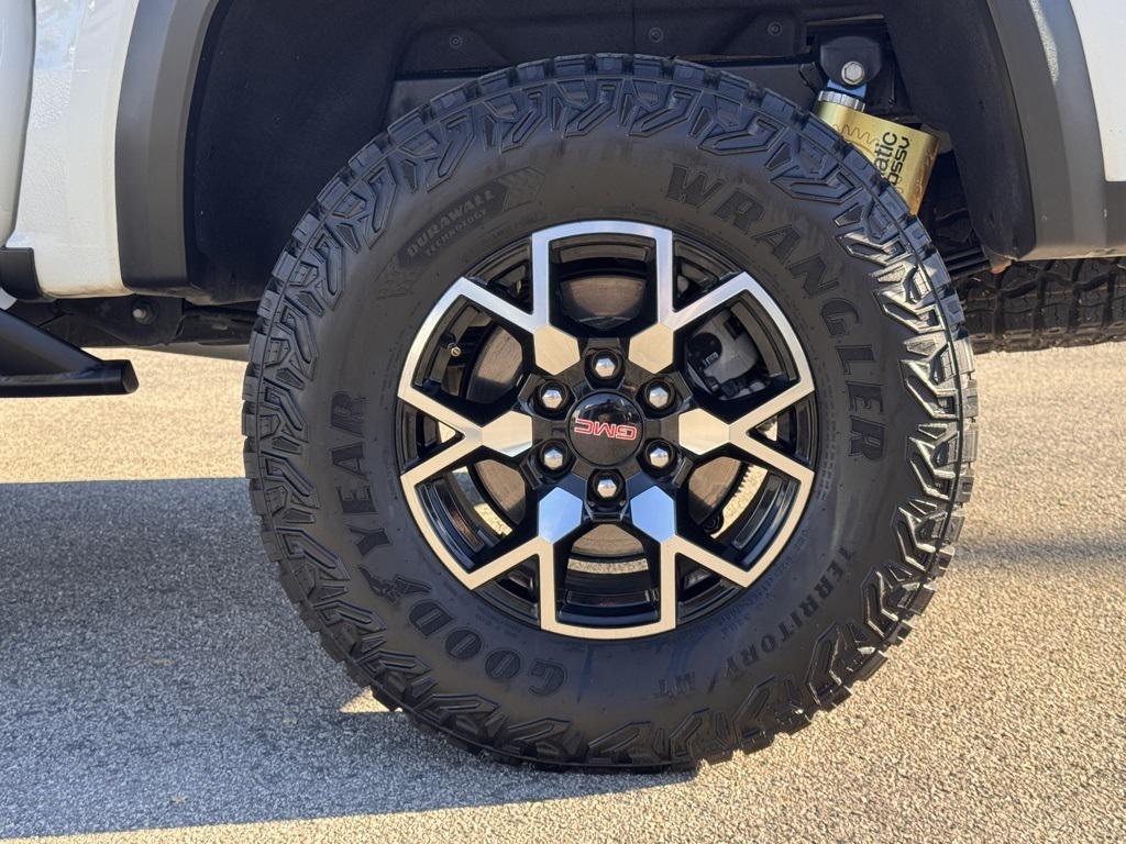 used 2023 GMC Canyon car, priced at $45,661