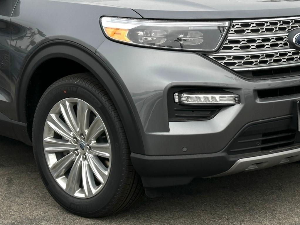 new 2024 Ford Explorer car, priced at $53,825