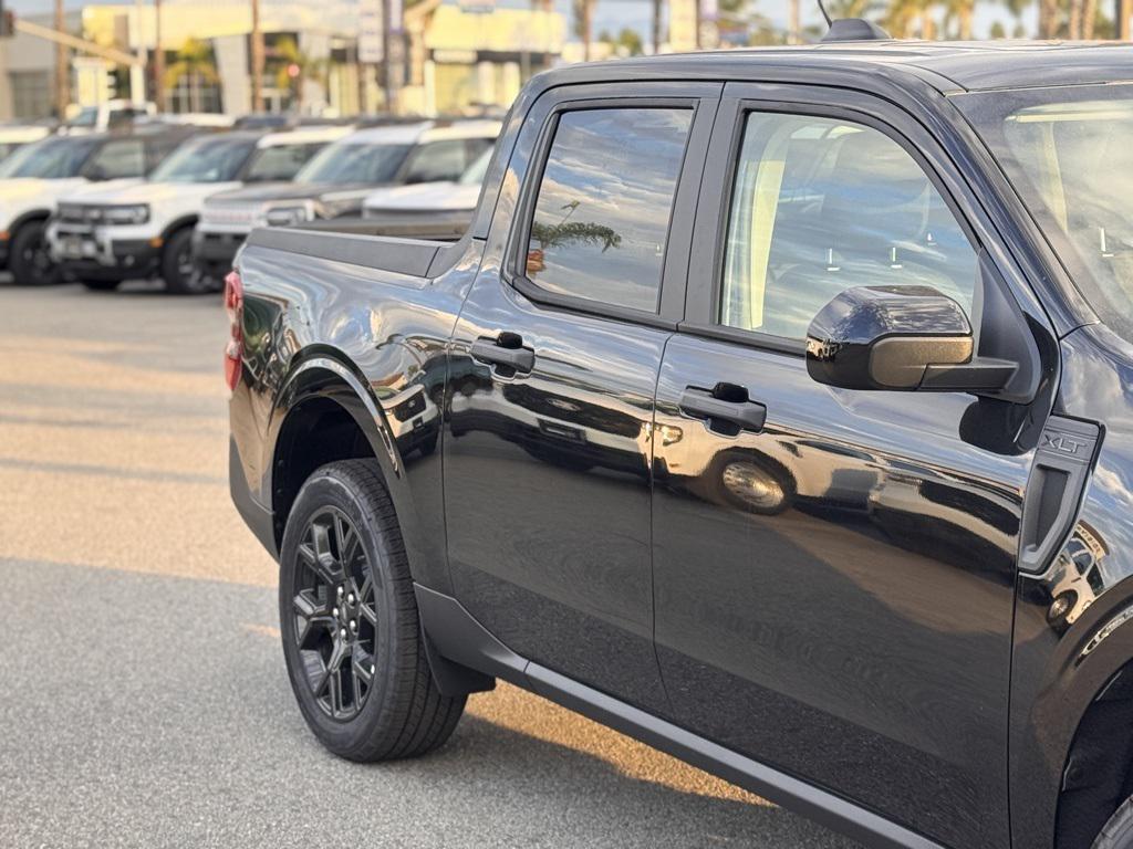 new 2025 Ford Maverick car, priced at $37,140