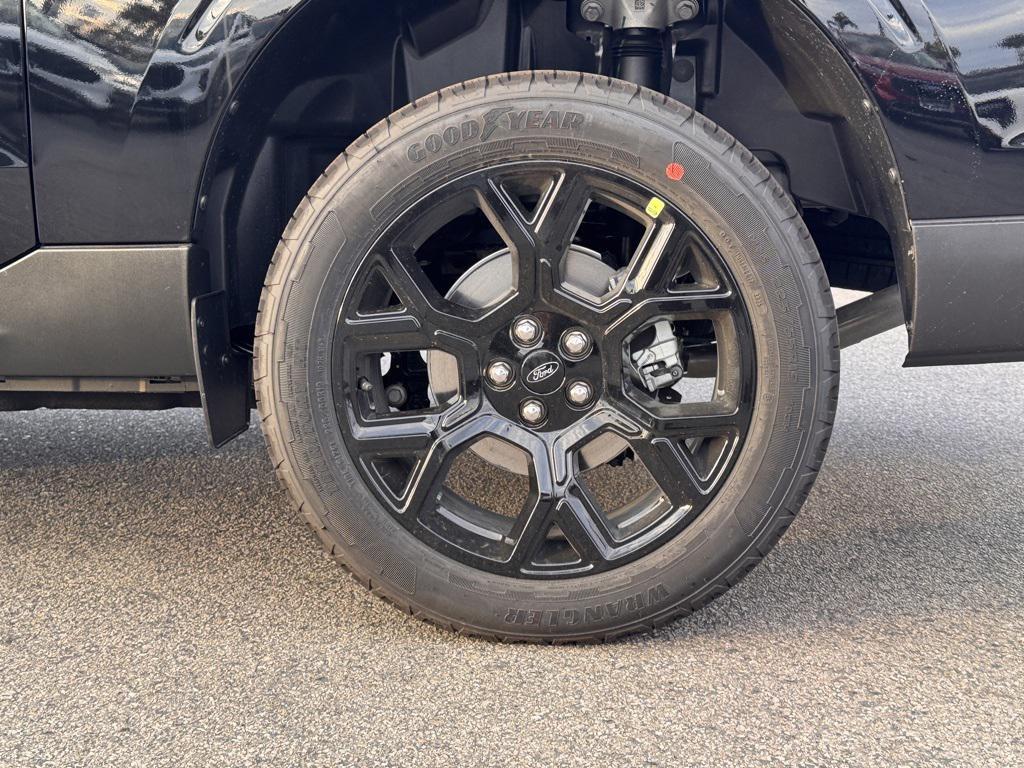 new 2025 Ford Maverick car, priced at $37,140