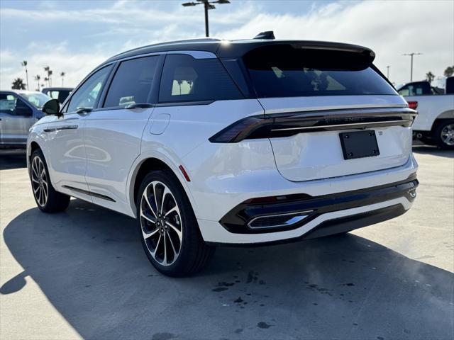 new 2025 Lincoln Nautilus car, priced at $78,295