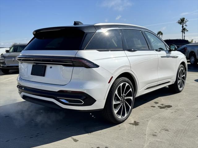 new 2025 Lincoln Nautilus car, priced at $78,295