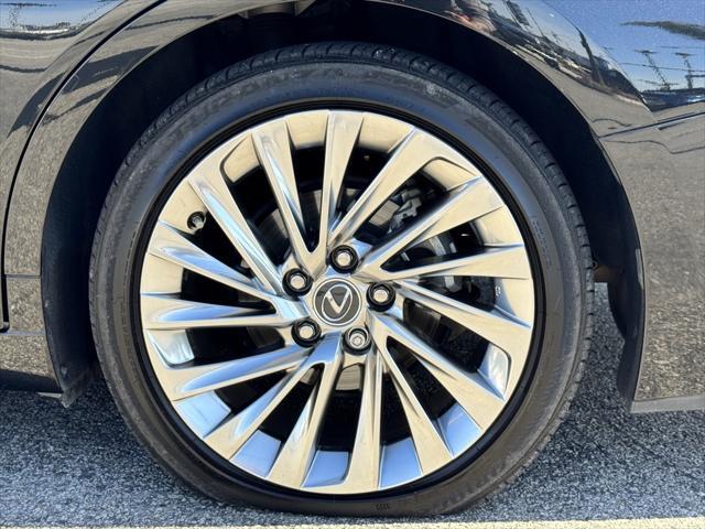 used 2022 Lexus ES 350 car, priced at $38,991