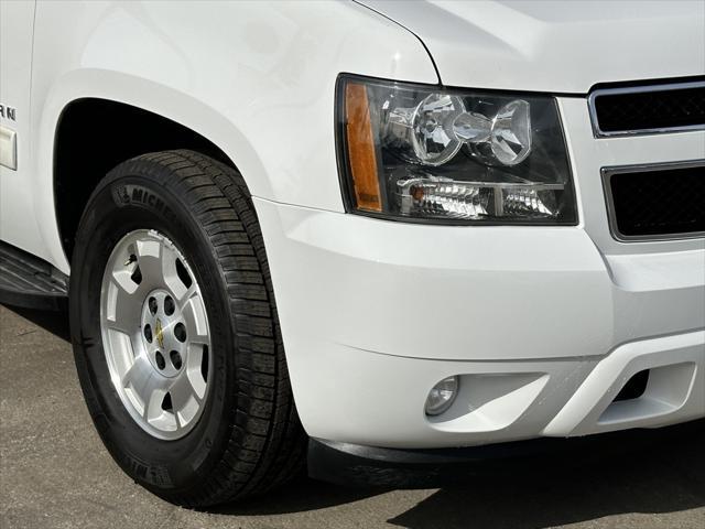 used 2014 Chevrolet Suburban car, priced at $12,591